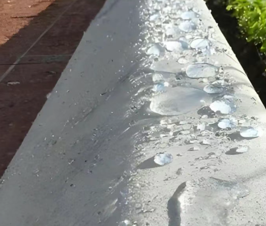 华蓥硅烷浸渍涂料在混凝土保护中的应用